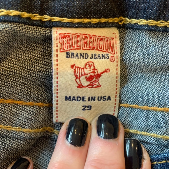 True Religion vintage stretch jeans with whisking details. Size 29 - Picture 6 of 7
